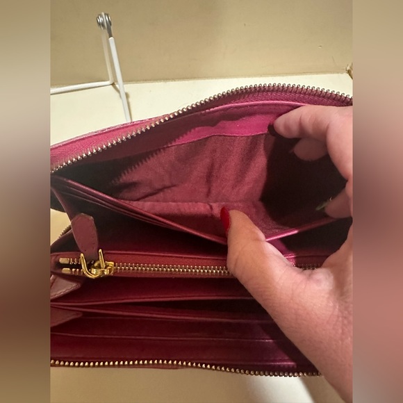 Prada Soft Calf Quilted Raspberry Zippy Wallet - Picture 8 of 16